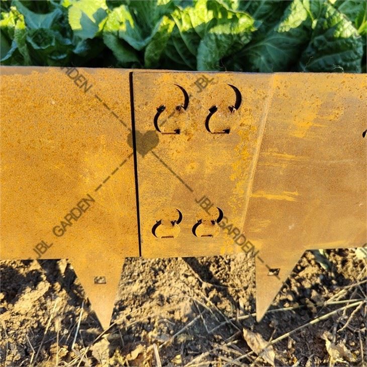 Curved Metal Edging
