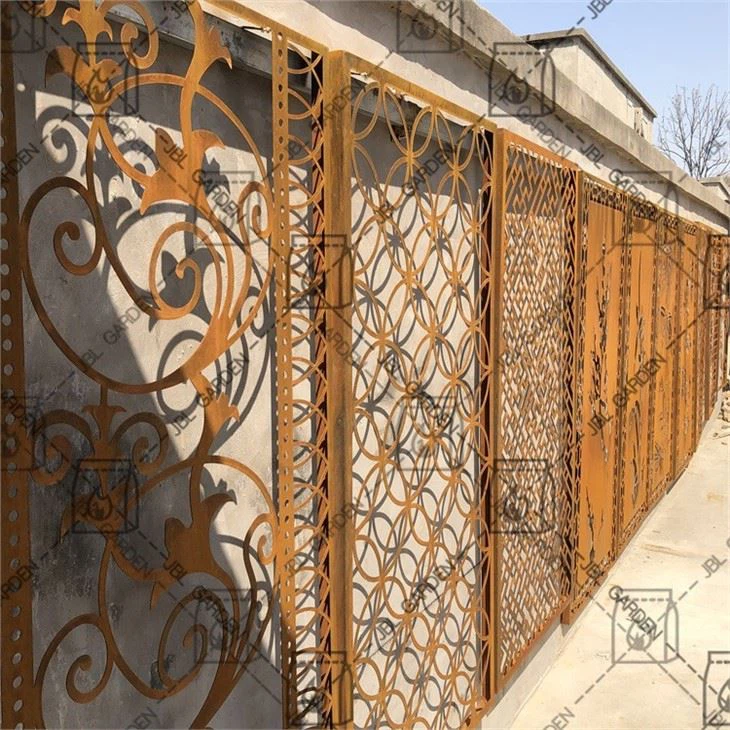 Free Standing Laser Cut Metal Screen