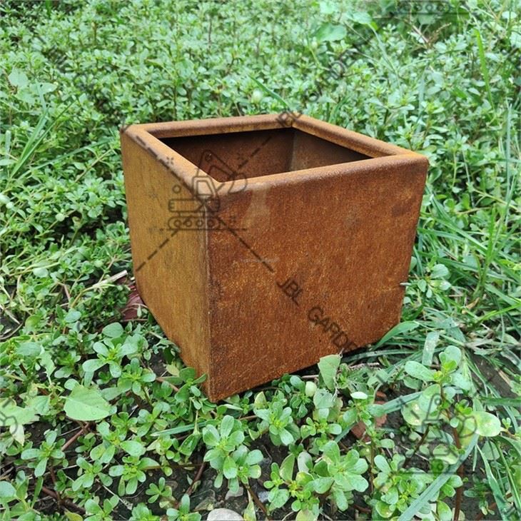 Small Metal Planter Boxes