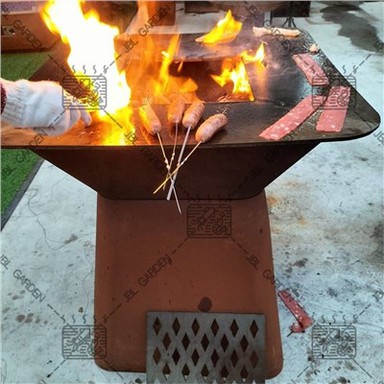 Индивидуальный ржавый барбекю