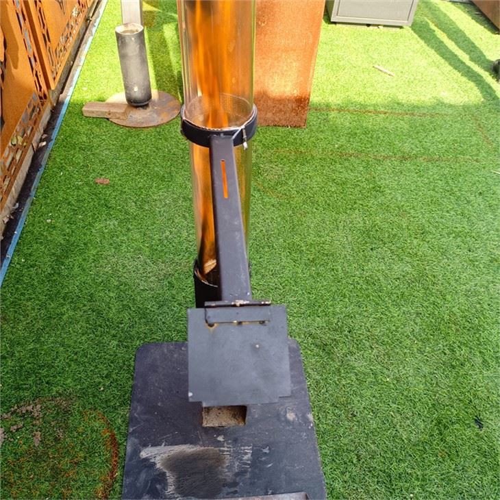 Пеллетный обогреватель для наружного применения