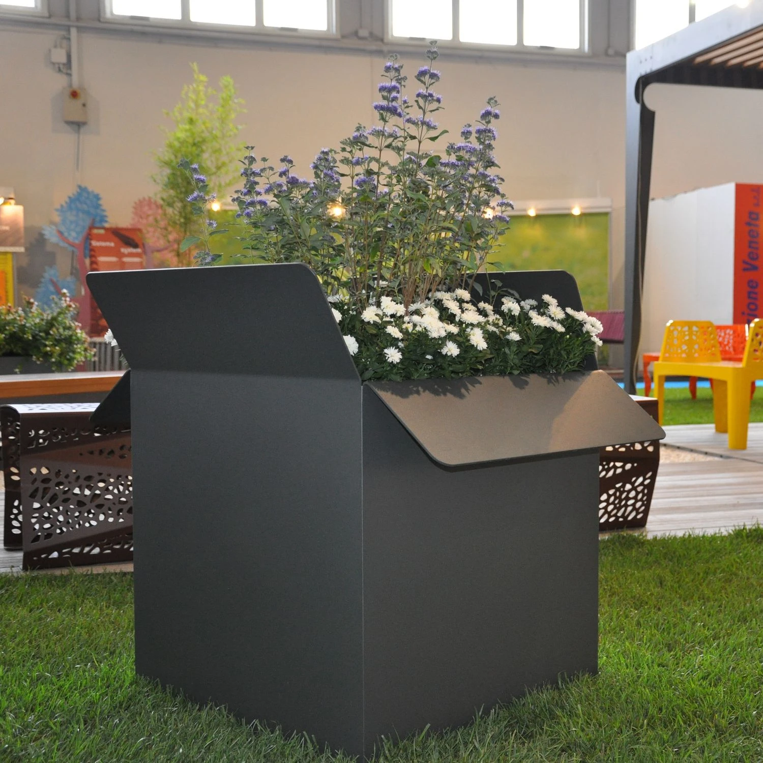 Corten steel planters Corten steel planters