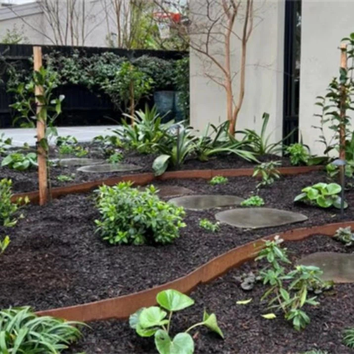 Lawn Edging Of Corten