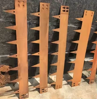 Кор. Десять стальных газонов